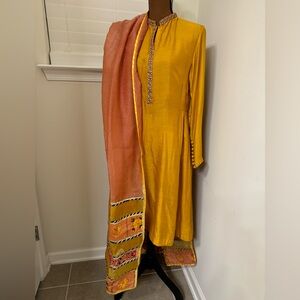 Faiza Saqlain dress